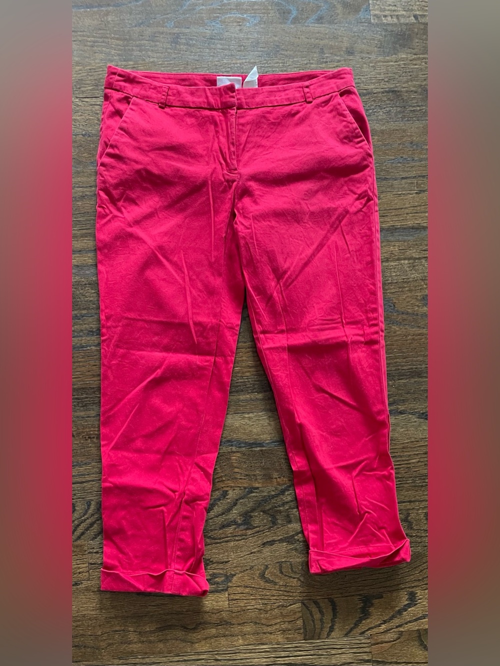 ALLOY Vibrant red cropped and  cuffed pants